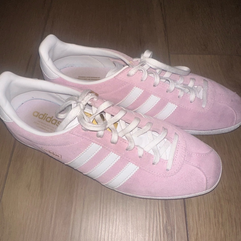Adidas Women's Pink and White Sneakers